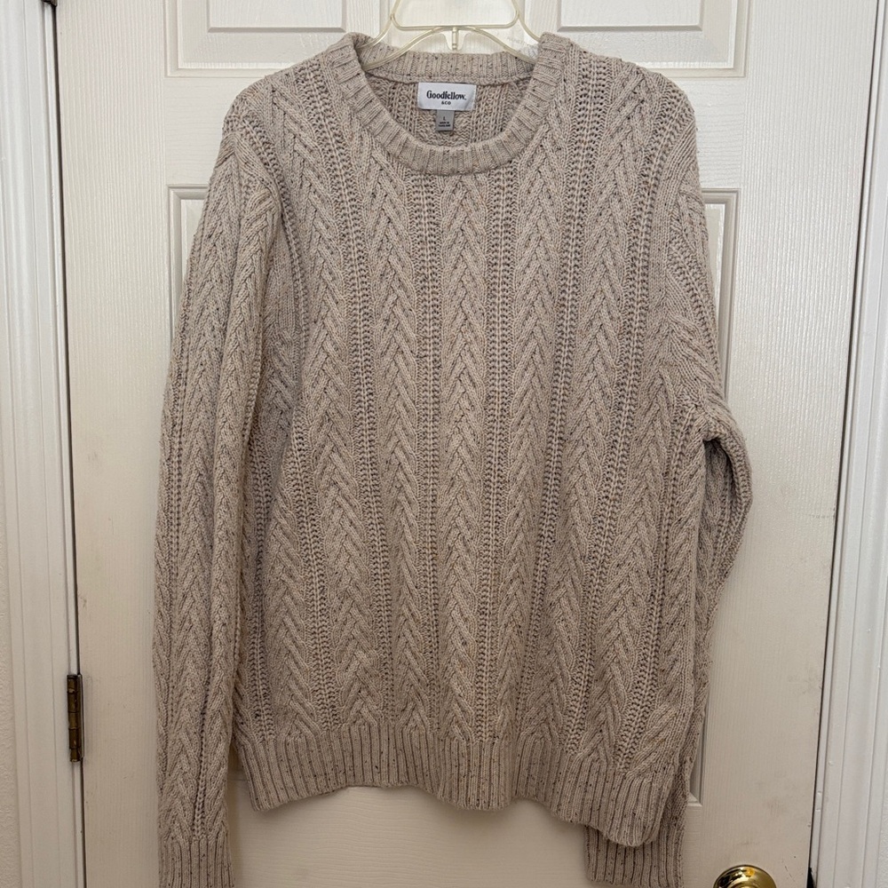 Goodfellow Chunky Fisherman Cable Knit Sweater
